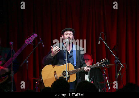 London, UK. 7. März 2017. Mark Eitzel die live auf der Bühne in Bush Hall in London. Bildnachweis: Roger Garfield/Alamy Live-Nachrichten Stockfoto