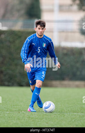 Florenz, Italien. 23. Februar 2017. Matteo Anzolin (ITA) Fußball: U-17-internationale Freundschaftsspiele match zwischen Italien 0-1 Österreich in Coverciano, Florenz. Bildnachweis: Maurizio Borsari/AFLO/Alamy Live-Nachrichten Stockfoto