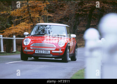 Mini Cooper 2001. Künstler: unbekannt. Stockfoto