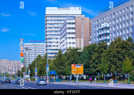 Karl-Marx-Allee in Ost-Berlin Stockfoto