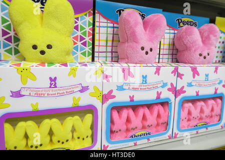 Ostern Süßigkeiten Display bei Kmart, NYC, USA Stockfoto