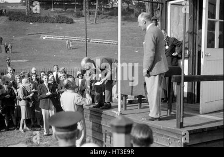 Earl Howe auf der BARC-Tagung, Brooklands, 25 Mai 1931. Künstler: Bill Brunell. Stockfoto