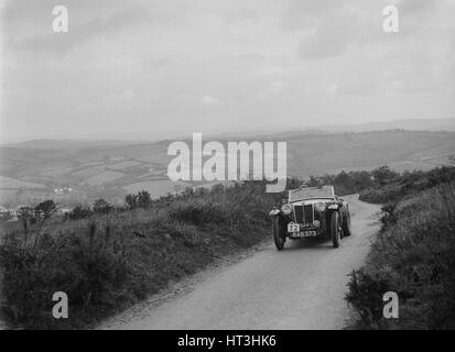 MG TA von NH Grove im Wettbewerb mit der MCC-Torquay-Rallye, 1938. Künstler: Bill Brunell. Stockfoto