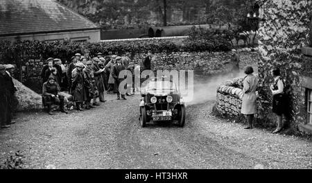 MG M-Type J Reeves im Wettbewerb in der MCC sportliche Studie, 1930. Künstler: Bill Brunell. Stockfoto