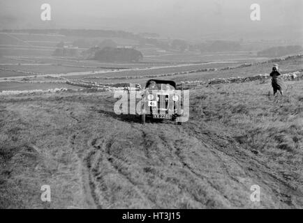 MG M-Type von RD Crump konkurrieren in der MCC sportliche Studie, 1930. Künstler: Bill Brunell. Stockfoto