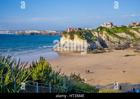 Vereinigtes Königreich, Süd-West-England, Cornwall, Newquay, "Haus im Meer" auf Towan Island am Towan Beach ist mit dem Festland verbunden durch eine private sus Stockfoto