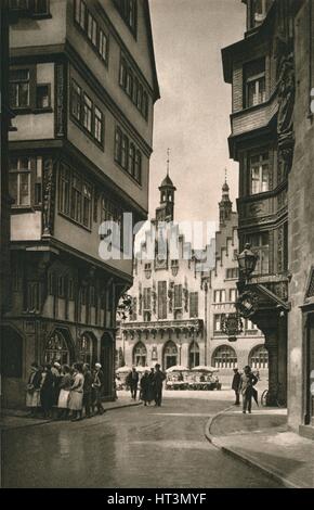 "Frankfurt A. Main. Blick auf die Roemer vom alten Markt ", 1931. Künstler: Kurt Hielscher. Stockfoto