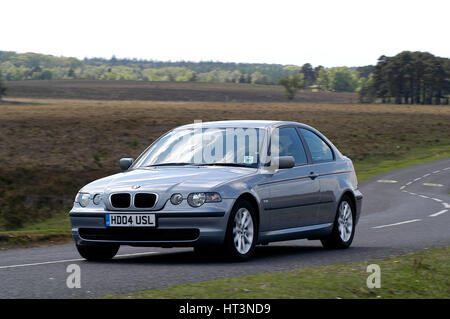 2004 BMW 318 kompakt Künstler: unbekannt. Stockfoto