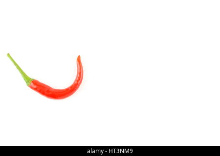 frische thai Chili-Pfeffer isoliert auf einem weißen Hintergrund als eine Hintergrundtextur Essen Stockfoto