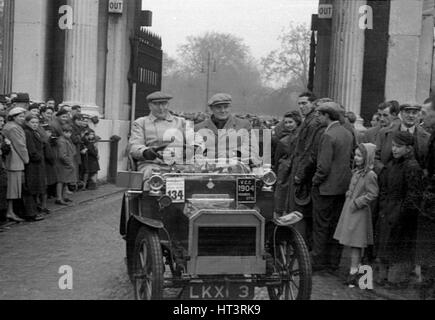 1904 Humberette am 1952 RAC Oldtimer laufen London Brighton Künstler: unbekannt. Stockfoto