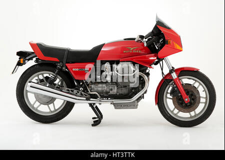 1984 von Moto Guzzi 850 Le Mans Künstler: unbekannt. Stockfoto