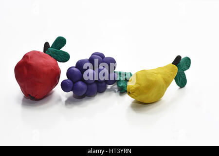 Früchte aus Plastilin. Stockfoto