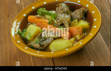 Welsh Lamm-Eintopf mit Gemüse - Cawl Stockfoto