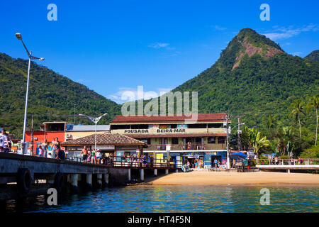 Villa Abraão Strand. Ilha Grande, Brasilien. Stockfoto