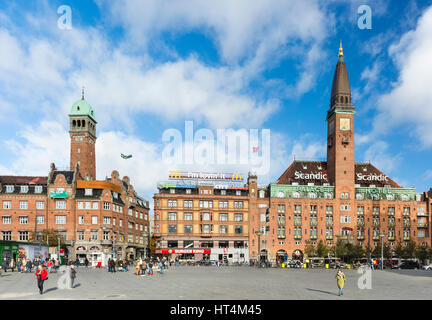 Kopenhagen - 23.Oktober: Scandic Palace Hotel und Radhuspladsen in Kopenhagen in Dänemark am 23. Oktober 2015 Stockfoto