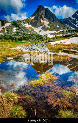 Die sieben Rila Seen sind eine Gruppe von Seen glazialen Ursprungs, liegt in der nordwestlichen Rila-Gebirge in Bulgarien. Stockfoto