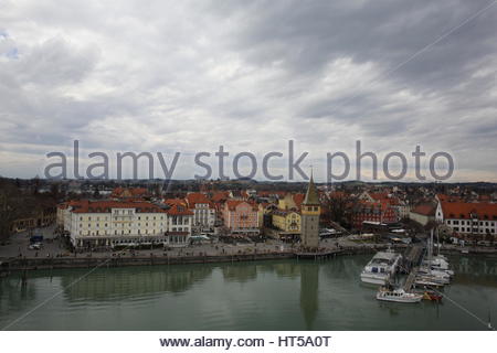 Ein Blick auf die Stadt Lindau in der Nähe von Lake Bodensees hoch. Stockfoto