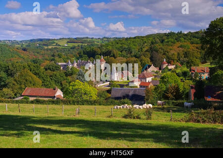 Chastellux-Sur-Cure Chateau, Burgund in Frankreich Stockfoto