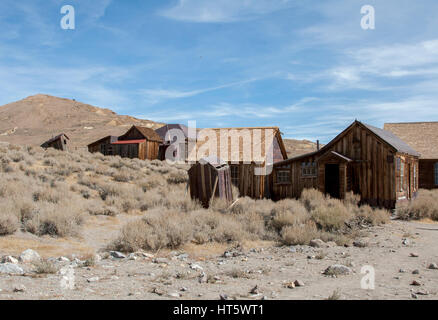 Bodie State Park sind die Überreste von Bodie, eine Silber- und Kupfermünzen Bergbaustadt in der östlichen kalifornischen Wüste. Stockfoto