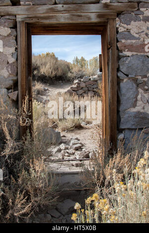 Bodie State Park sind die Überreste von Bodie, eine Silber- und Kupfermünzen Bergbaustadt in der östlichen kalifornischen Wüste. Stockfoto