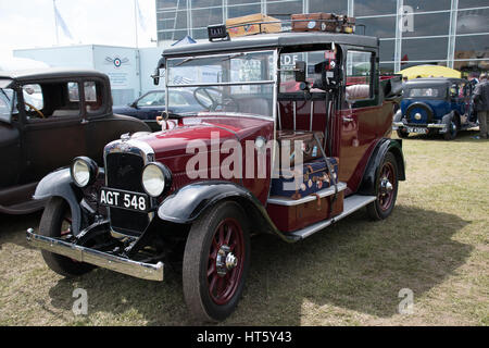 MANCHESTER, Vereinigtes Königreich - Juli 17, 2016: 1933 Austin Taxi-Oldtimer Stockfoto