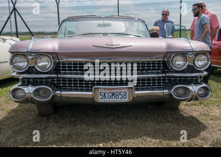 MANCHESTER, Vereinigtes Königreich - 17. Juli 2016: A Cadillac Eldorado Oldtimer-Front. Stockfoto