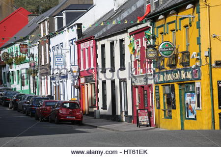 Eine Straße in die Stadt Dingle Stockfoto