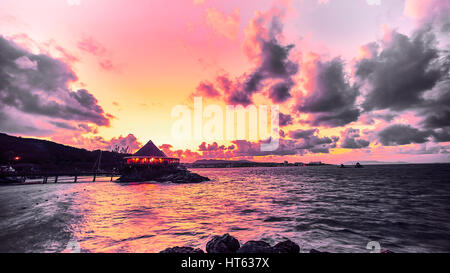Einen schönen Abend am Strand Stockfoto