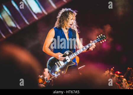 2. Juni 2015: Die live auf der Bühne auf dem Sonisphere Festival in Assago (Mailand) für ihre erste italienische Tour 2015 Metallica Konzert Foto: Cronos/Alessandro Bosio Stockfoto