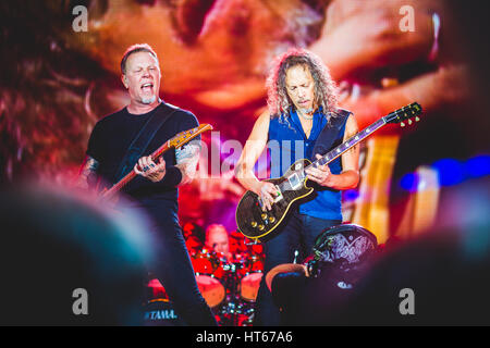 2. Juni 2015: Die live auf der Bühne auf dem Sonisphere Festival in Assago (Mailand) für ihre erste italienische Tour 2015 Metallica Konzert Foto: Cronos/Alessandro Bosio Stockfoto