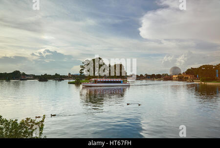 Orlando, USA - 30. August 2012: Disney World Park in Orlando Panorama in sonniger Tag Stockfoto