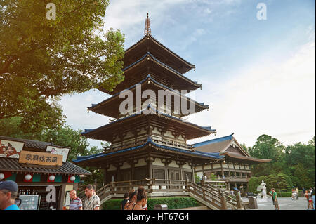 Orlando, USA - 30. August 2012: Japan Kulturhaus im Disney World Resort an sonnigen Tag. Stockfoto