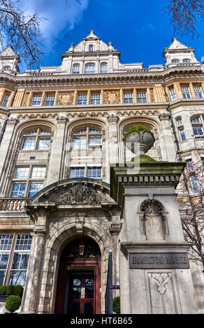 Inner Temple und der Middle Temple. Der Kern des Viertels liegt in der City of London und besteht aus zwei Inns Of Court Stockfoto