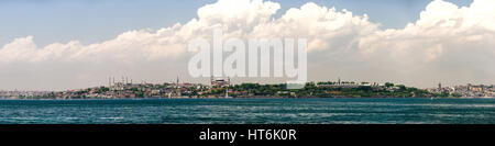 Golden Horn Panorama wie aus über dem Bosporus, Istanbul, Türkei Stockfoto
