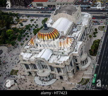 Luftaufnahme des Palacio de Bellas Artes (Fine Arts Palace) - Mexiko-Stadt, Mexiko Stockfoto