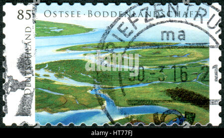 Deutschland - ca. 2015: Eine Briefmarke gedruckt in Deutschland, zeigt der Ostsee, Bodden-Landschaft, ca. 2015 Stockfoto