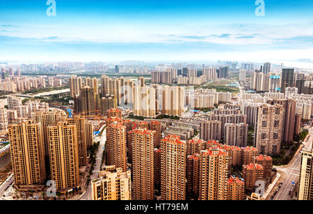 Stadtlandschaft, Luft China Nanchang Wolkenkratzer. Stockfoto