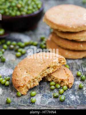 Mung Bohnen Kekse, gesunde vegane Dessert. Stockfoto