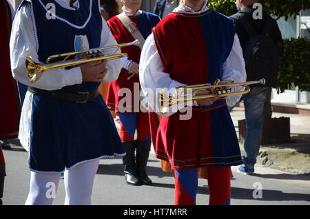 Trommler und Trompeter von Oristano - Sardinien Stockfoto