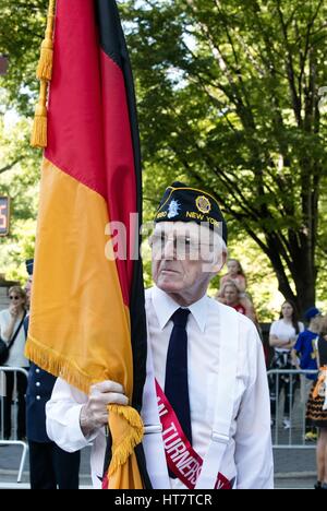 New York City, USA, 17. September 2016 - Kriegsveteran während der 59. annual German-American Steuben Day Parade auf der 5th Avenue in New York City. Foto: Luiz Rampelotto/EuropaNewswire | weltweite Nutzung Stockfoto