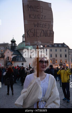 Krakau, Polen. 8. März 2017. Internationaler Frauentag-Tages-Rallye in Krakau / Polen Credit: Iwona Fijoł/Alamy Live News Stockfoto