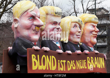 US-President Donald Trump, Marine Le Pen, Geert Wilders, Adolf Hitler, Pappmaché Papierfiguren, politische Karikatur, Motto-Wagen Stockfoto