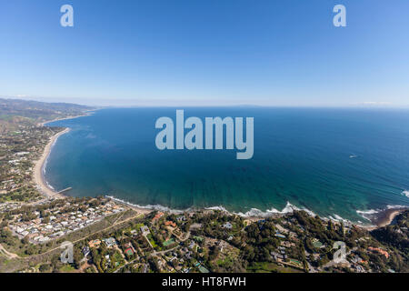 Luftaufnahme der Santa Monica Bay aus dem Paradise Cove Malibu, Kalifornien. Stockfoto