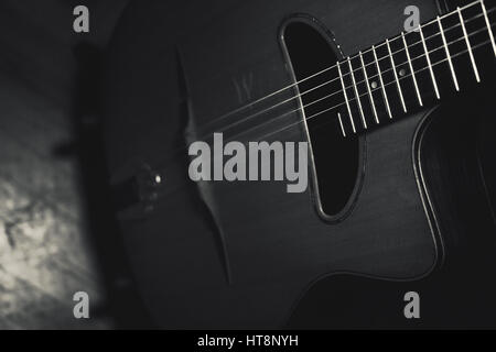 Gypsy-Akustik-Gitarre-Korpus und Hals, Detailansicht. Stockfoto