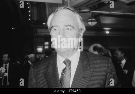 Herr David Young, konservative Partei Peer und ehemaliger Staatssekretär für Handel und Industrie, besucht am Parteitag in Blackpool, England am 10. Oktober 1989. Stockfoto