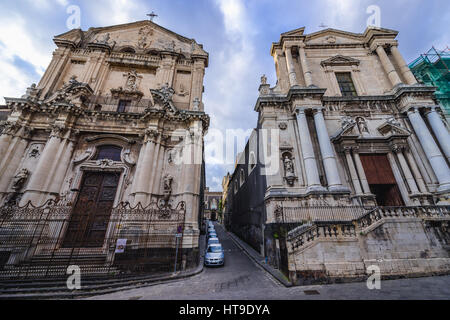 Kirche des Heiligen Benedikt (links) und Kirche von Saint Francis Borgia in Catania Stadt auf der Ostseite der Insel Sizilien, Italien Stockfoto