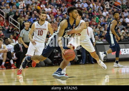 Washington, DC, USA. 8. März 2017. JOSH REAVES (23) dribbelt um der Verteidiger während der ersten Runde Spiel statt im Verizon Center in Washington, DC. Bildnachweis: Amy Sanderson/ZUMA Draht/Alamy Live-Nachrichten Stockfoto