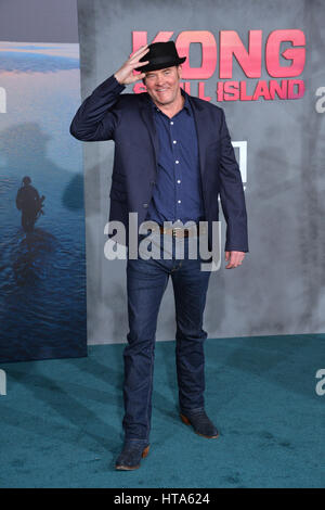 Los Angeles, USA. 8. März 2017. LOS ANGELES, CA. 8. März 2017: Schauspieler David Koechner bei der Premiere für "Kong: Skull Island" bei Dolby Theater, Hollywood. Bildnachweis: Sarah Stewart/Alamy Live-Nachrichten Stockfoto