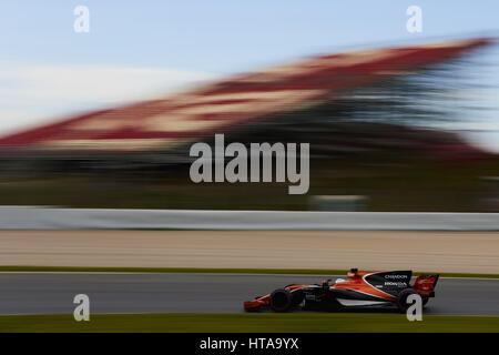 Montmelo, Spanien. 8. März 2017. Fernando Alonso (McLaren-Honda), während zwei eines der letzten Formel-1-Winter Tests in Circuit de Barcelona im 8. März 2017 in Montmelo, Spanien. Foto: S.Lau Credit: Dpa/Alamy Live-Nachrichten Stockfoto