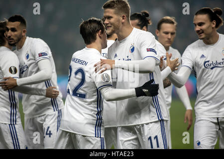 Dänemark, Kopenhagen, März 9. 2017. Andreas Cornelius (11) der FC Kopenhagen mit Peter Ankersen (22) während der Europa League 16 Spiel zwischen FC Kopenhagen und Ajax Amsterdam bei Telia Parken gesehen. Stockfoto